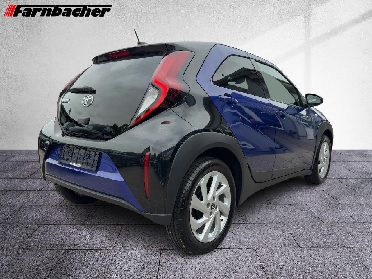 Fahrzeugabbildung Toyota Aygo X 1,0 Pulse *LED+CAM+SHZ+AppleCarplay*