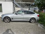 BMW 320 Gran Turismo Gran Turismo 320d Sport Lin... - silberne BMW 320 Gran Turismo