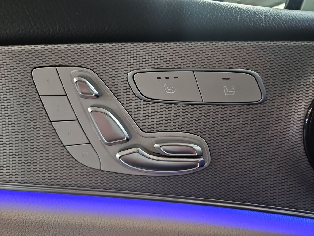 Fahrzeugabbildung Mercedes-Benz E 400 d 4M Luxury Pano Memory Totwi. LED 360°