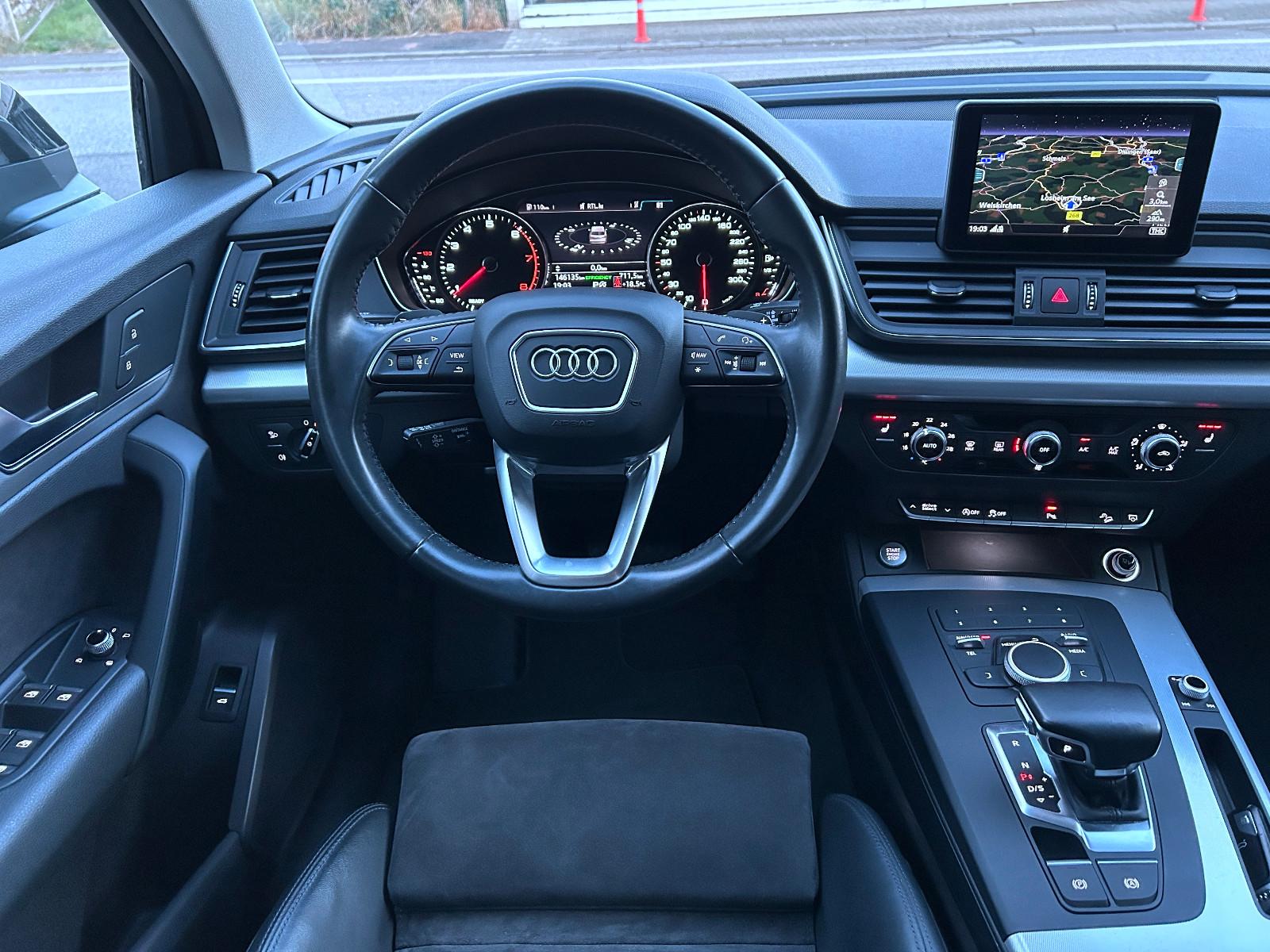 Audi Q5 quattro sport 2,0 Ltr. Aut. Navi Xenon Kamera