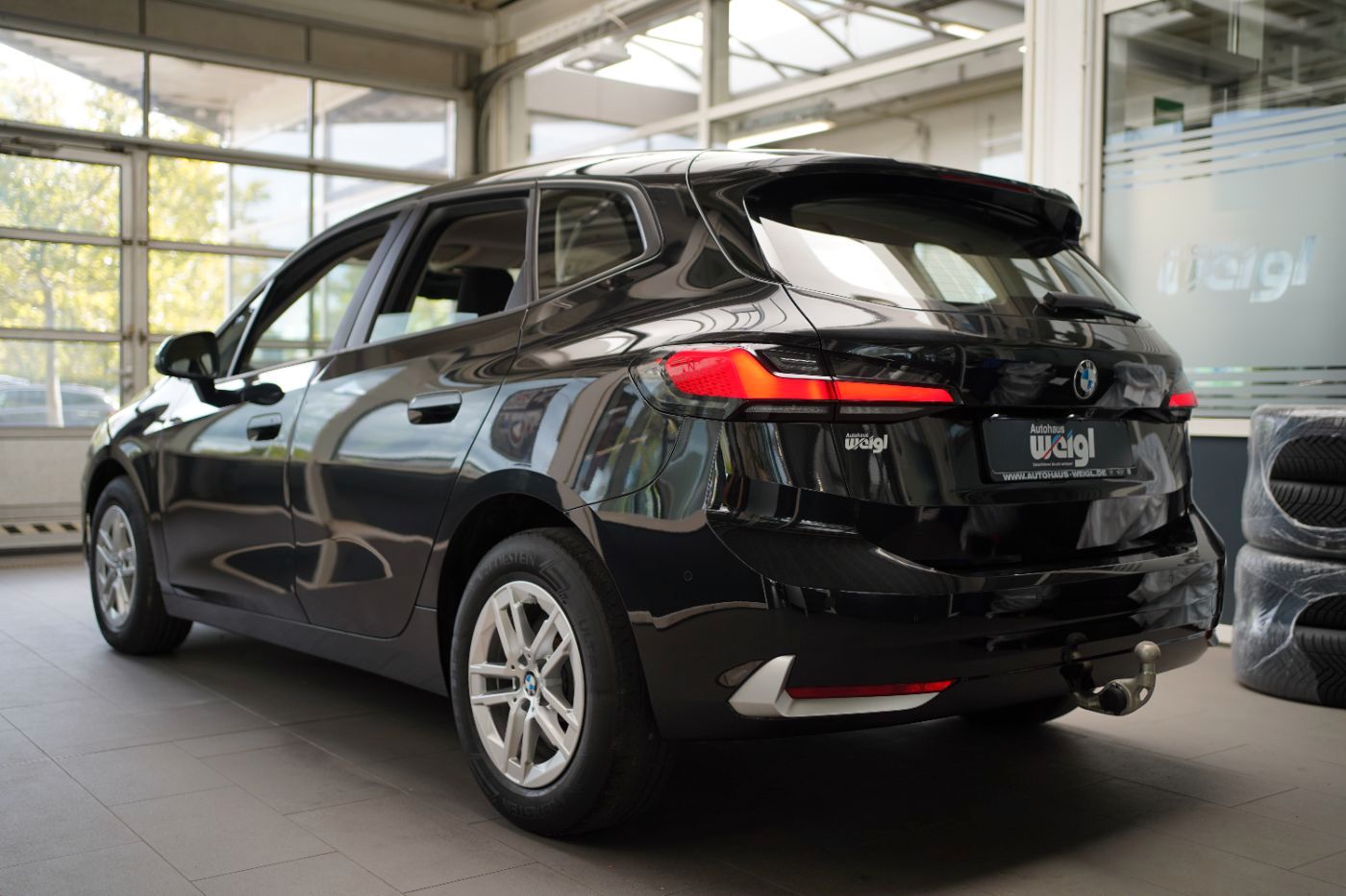 Fahrzeugabbildung BMW 220i Active Tourer LED+Navigation+Komfortzugang