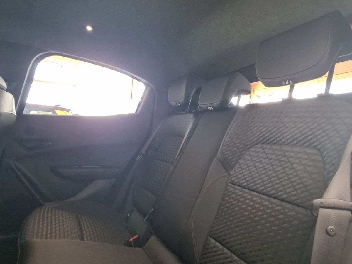 Fahrzeugabbildung Renault Clio Techno TCe 115 EDC