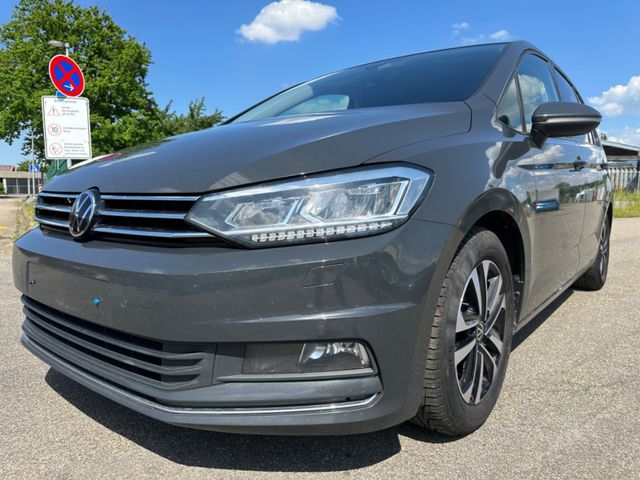 Volkswagen Touran United DSG Navigation