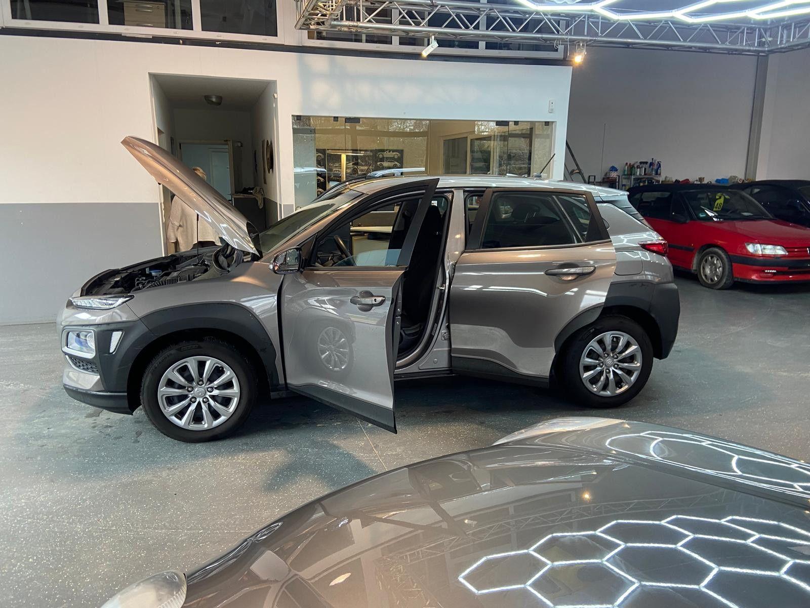 Hyundai Kona Pure 2WD