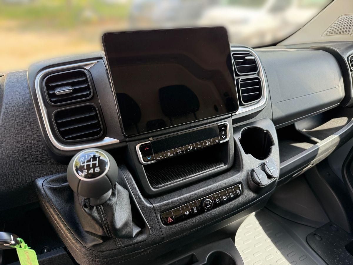 Fahrzeugabbildung Fiat Ducato Maxi L3H2 Kastenwagen 140 MT6