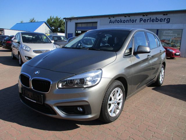 BMW Active Tourer 220 i Aut. LED/HuD/AHK/Navi/Allw.