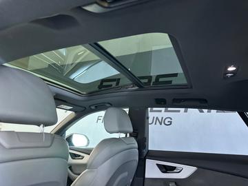 2019 AUDI Q8 — миниатюра 20