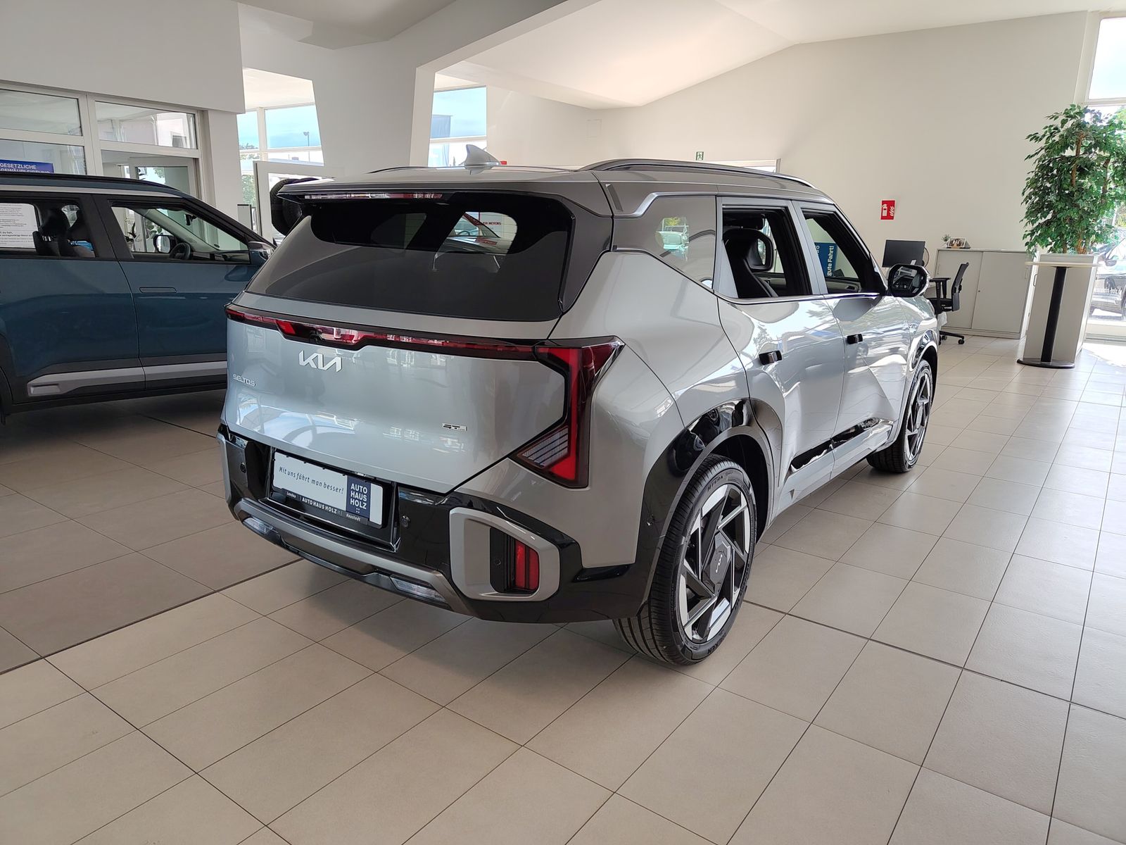 KIA Seltos  1.6 T-GDI 180 DCT GT-Line Comfort – Bild 4