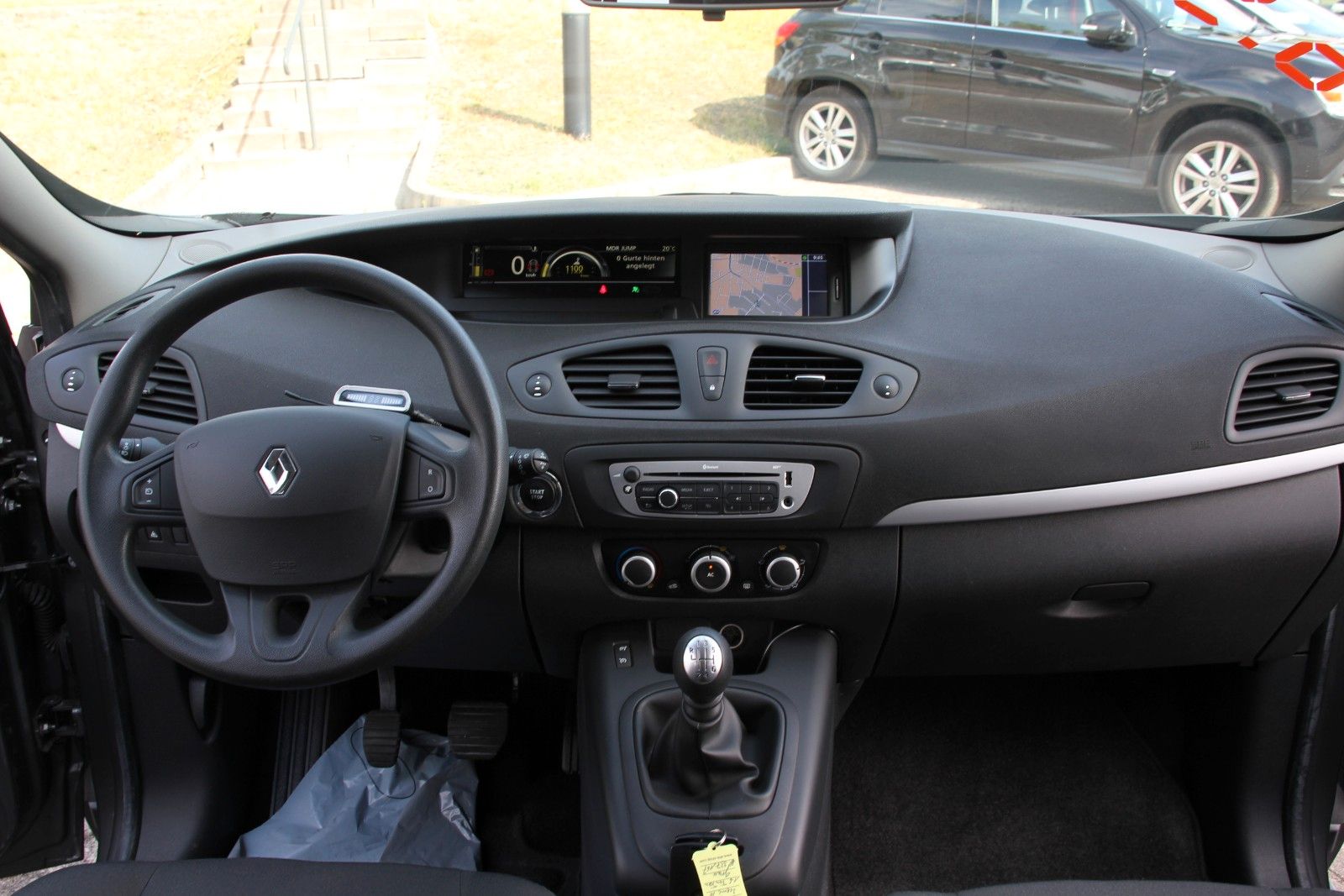 Fahrzeugabbildung Renault Scenic III TomTom Edition