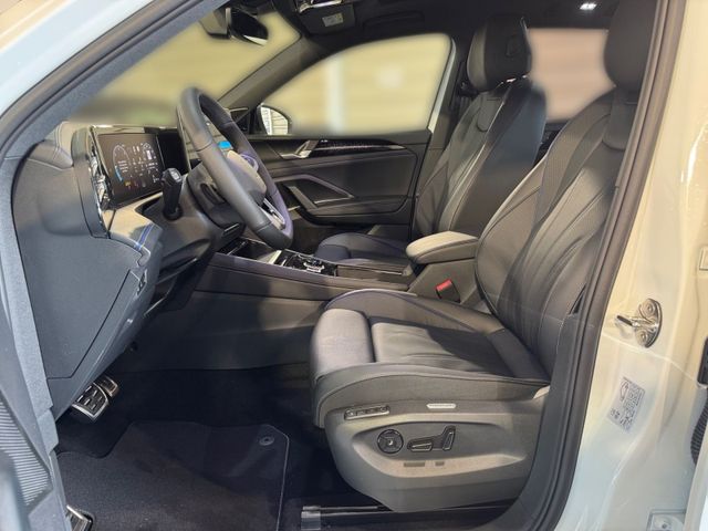 Tiguan R-Line 2,0 TDI 4M DSG LEDER+PANO+AHK+STAN