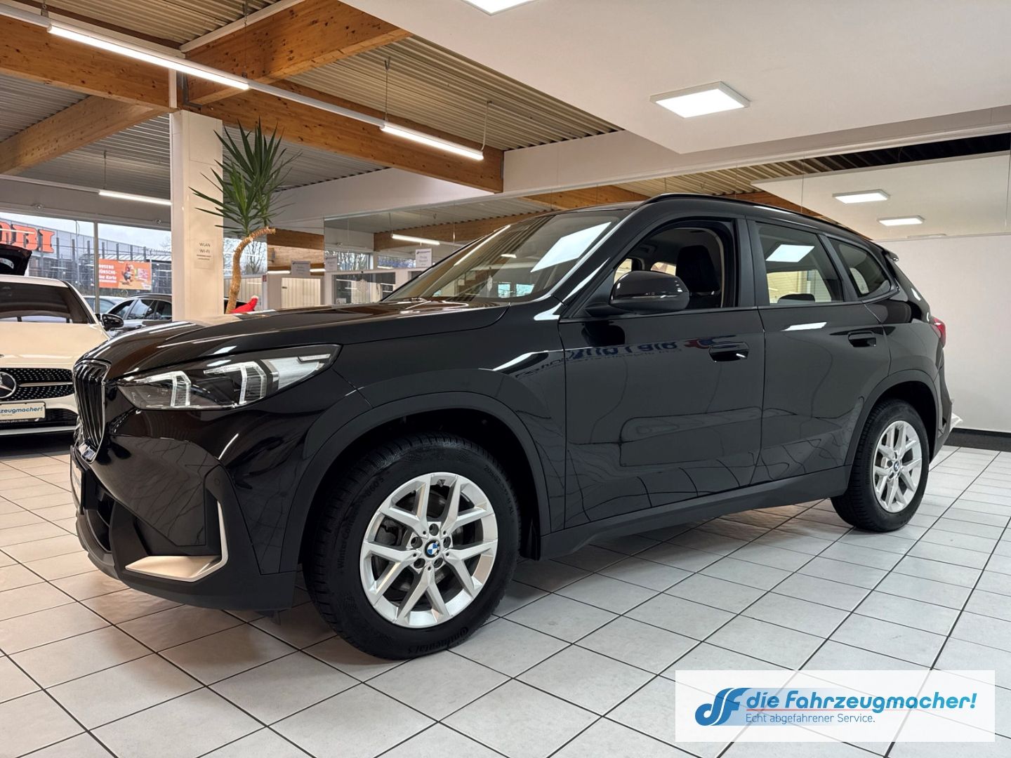 Fahrzeugabbildung BMW X1 20 d xDrive Park-Assistent Navi Digitales Coc