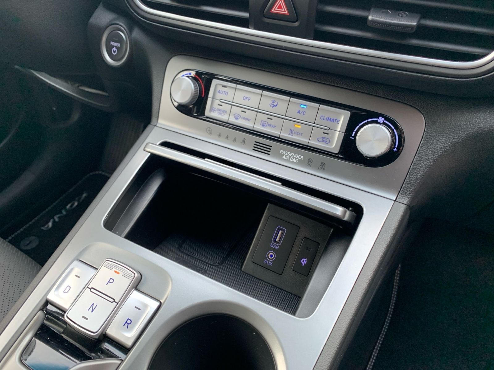 Fahrzeugabbildung Hyundai KONA Premium Elektro 64 kWh Navi LED 1Hd