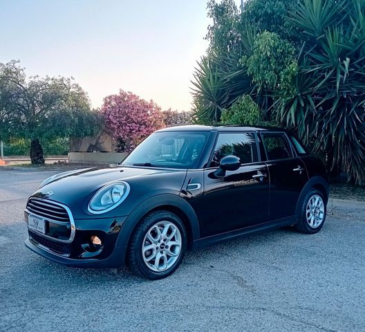 MINI Mini Mini 1.5 Cooper D Boost
