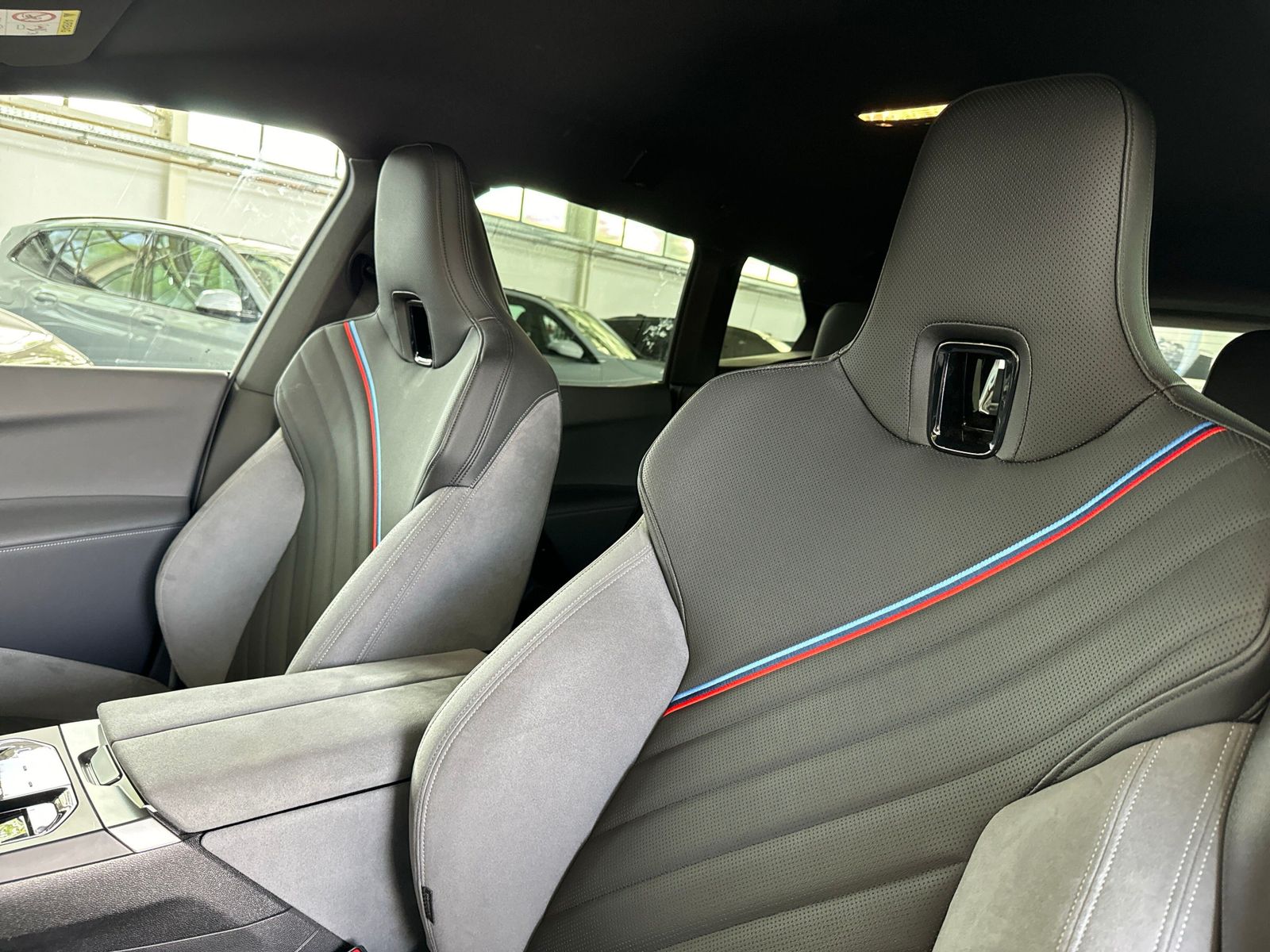 BMW iX - Bild 23