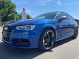 Audi S3 Sportback 2.0 TFSI quattro ATM 32000 Km - Audi S3: Blau