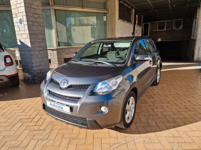 Toyota Urban Cruiser Urban Cruiser 1.4 D-4D AWD 