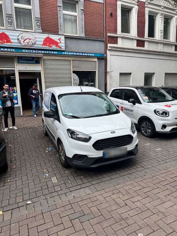 Image of Ford Transit Courier