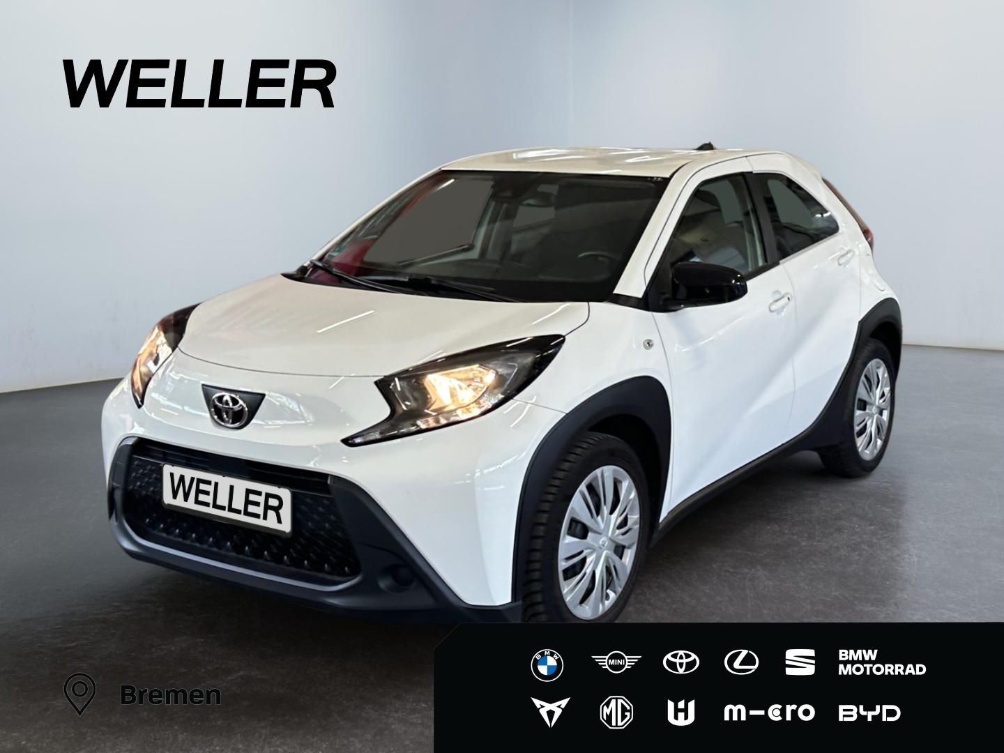 Toyota Aygo X Play  ACC Kamera CarPlay DAB Spurhalteass