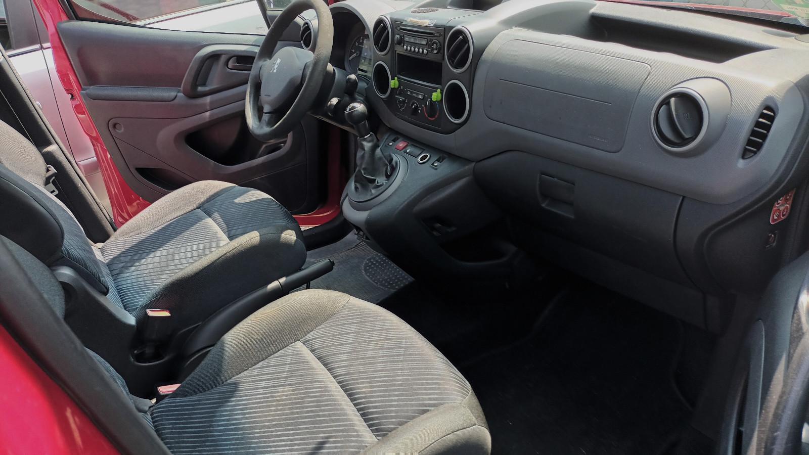 Peugeot PARTNER1.6HDI;KLIMA,PDC;BK;ESP;ISO;1stHand;Euro5