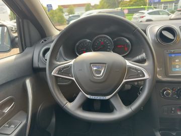 Dacia Sandero Stepway Prestige TCe 90 PS Navigationssy