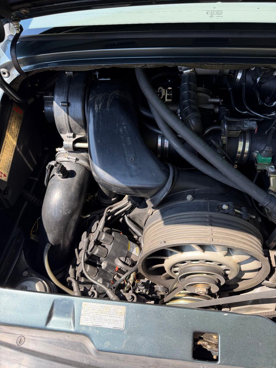 Porsche 911 (993) Carrera Coupé Tiptronic