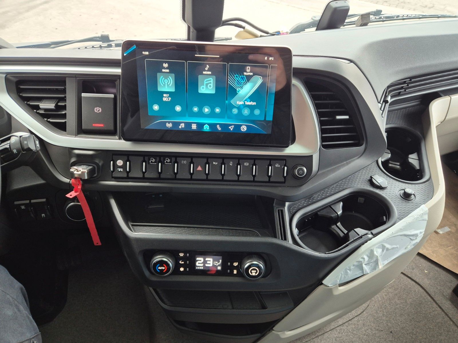 Fahrzeugabbildung Iveco AS360X50Z/P HR ON+ 8x4 Meiller AHK Intarder Cam