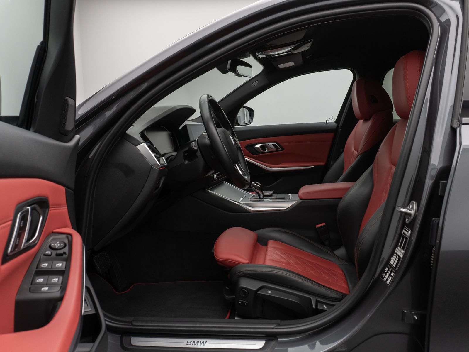 Fahrzeugabbildung BMW 330i xD SportLine Laser DAB HiFi PDC AHK Komfort