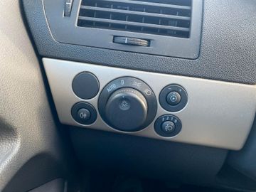 Bild 15 Opel Astra H Lim.1.6 *KLIMA*TEMPOMAT*TÜV+KD NEU*8FACH