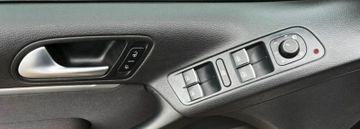Volkswagen Tiguan - 12