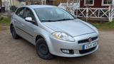 Fiat Bravo 1.6 Multijet 16V, 8-fach, AHK - silberne Fiat Bravo