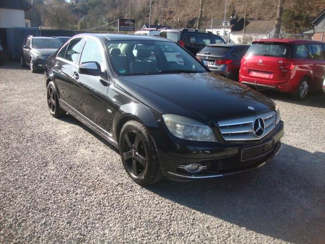 Mercedes-Benz C 200 K. AVANTGARDE*AUTOMATIK*PANORAMA*XENON*1HA