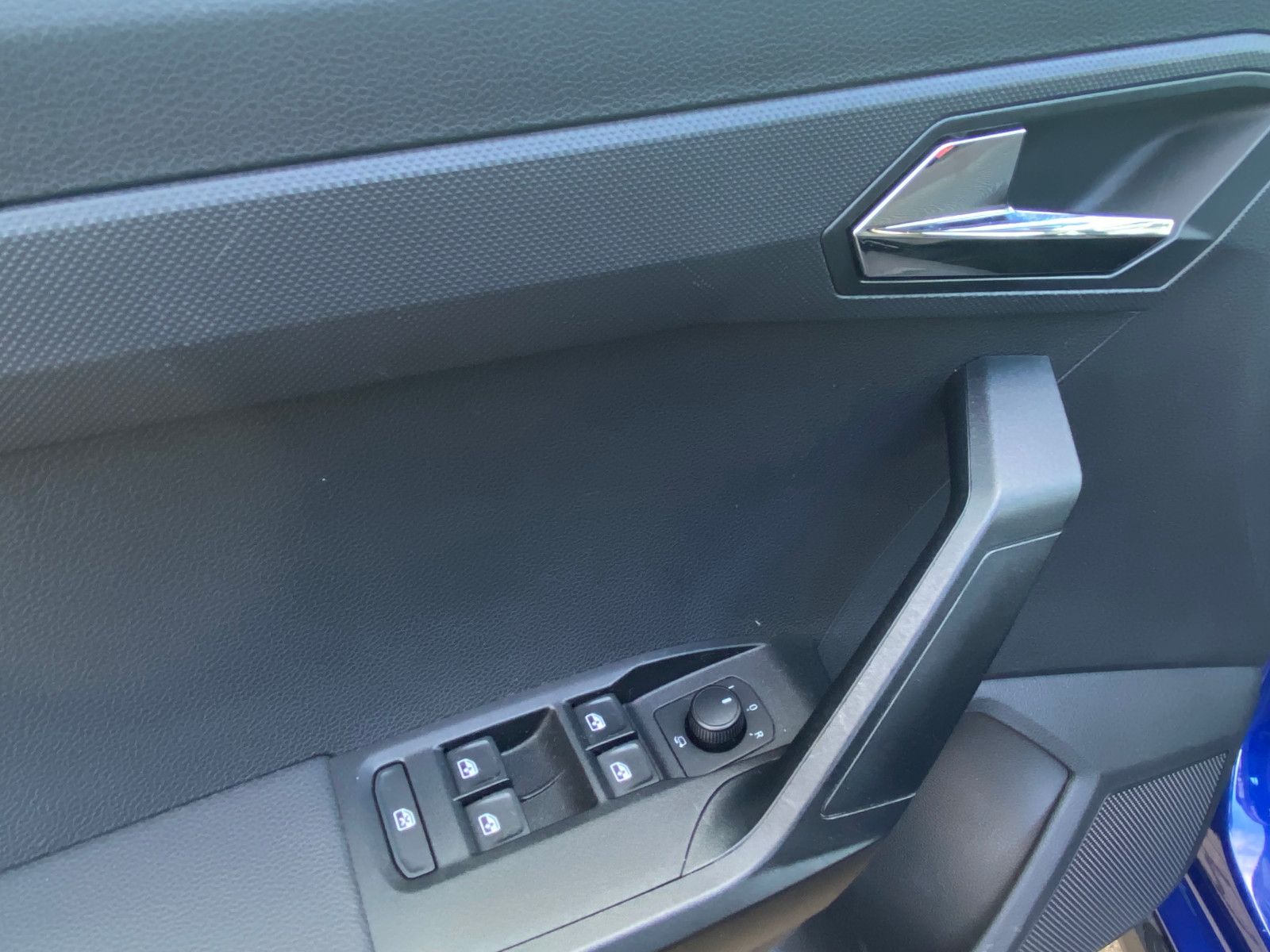 Fahrzeugabbildung SEAT Arona Style 1,0 TSI *Sitzhz. *FullLink *PDC hi.