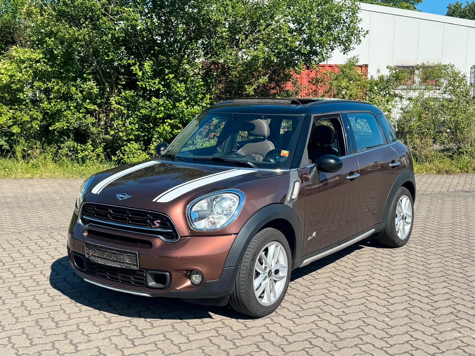 MINI Countryman S (Cooper) /Leder/SHZ/Pano/HK