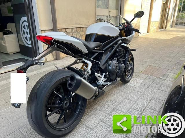 Triumph TRIUMPH Speed Triple 1200 RR RR