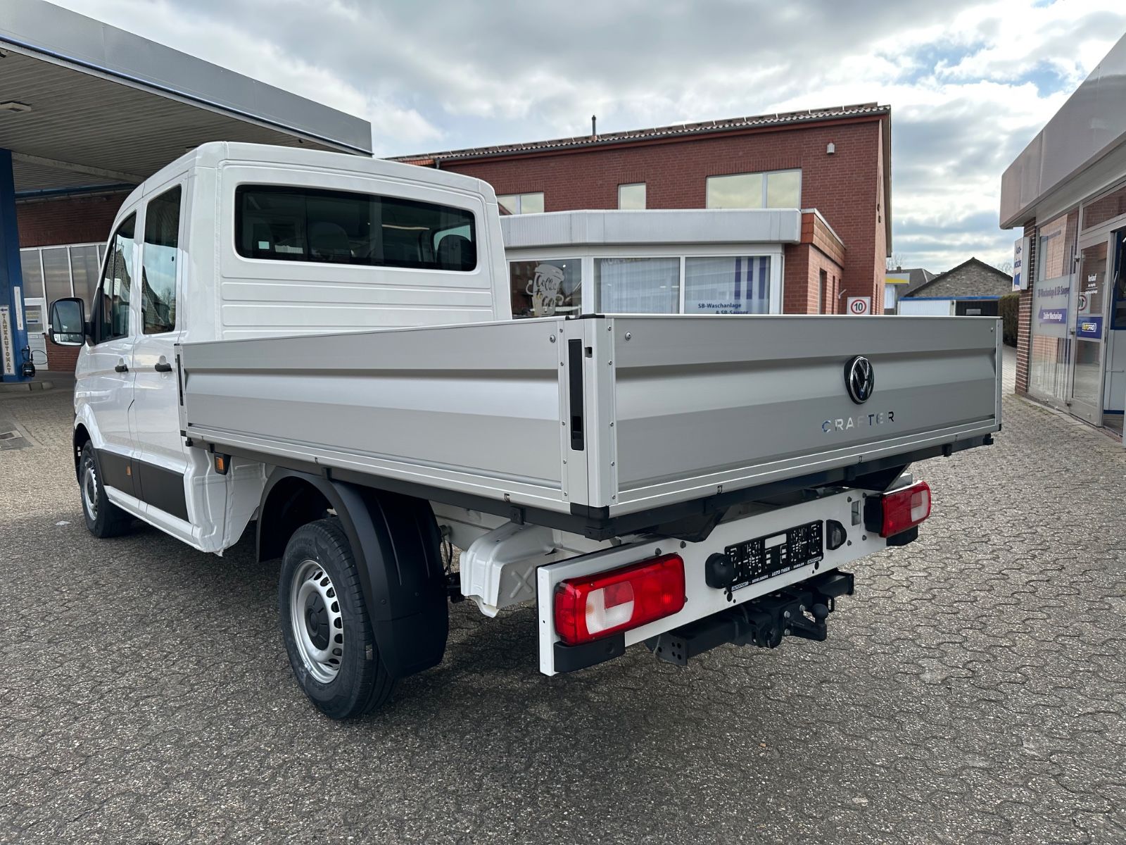 Fahrzeugabbildung Volkswagen Crafter Pritsche 35 DOKA 2.0 TDI Klima/GRA