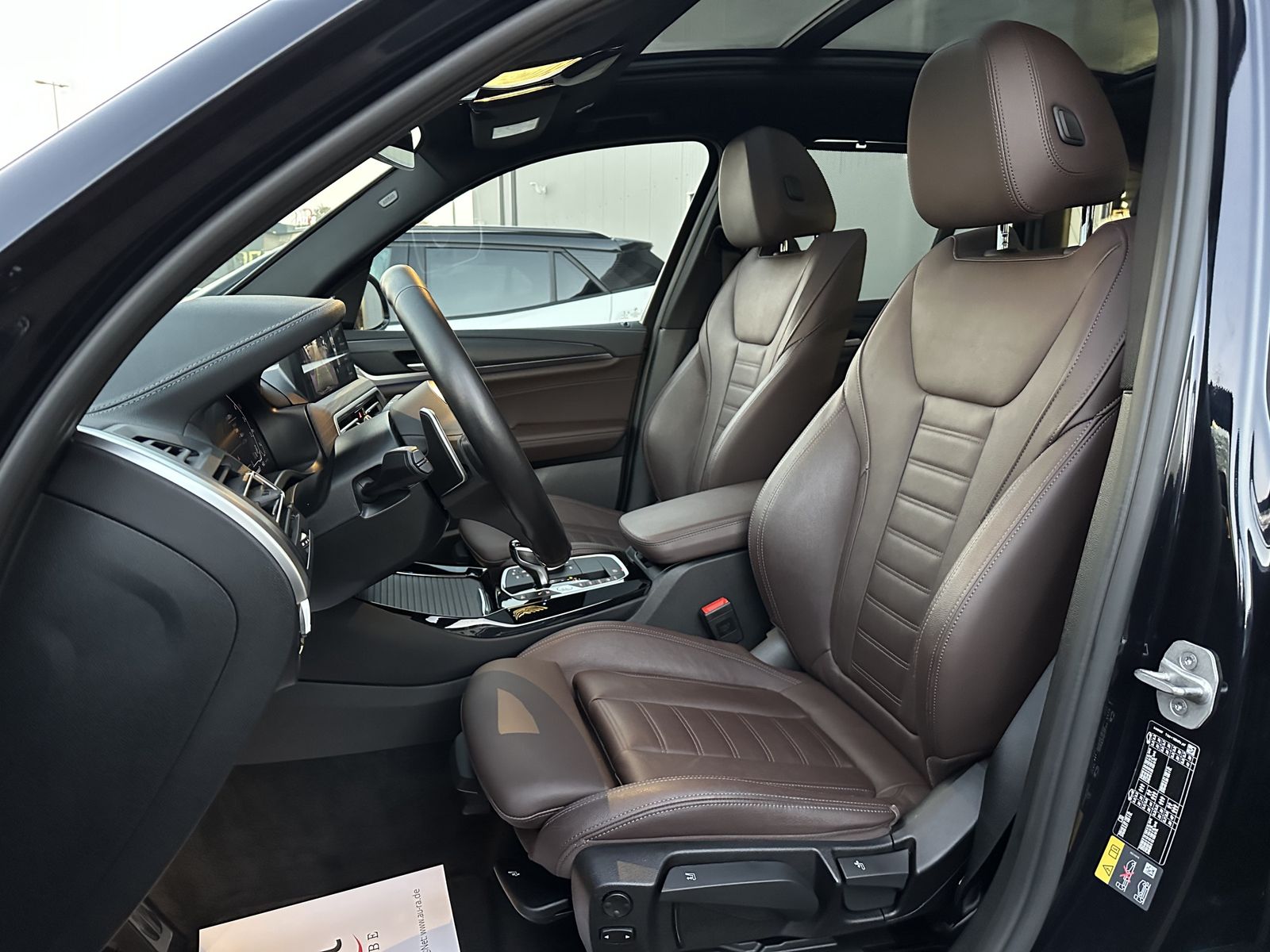 Fahrzeugabbildung BMW X3 xDrive30e M-Sport NAV+LED+PANO+HEAD-UP+AHK+VC