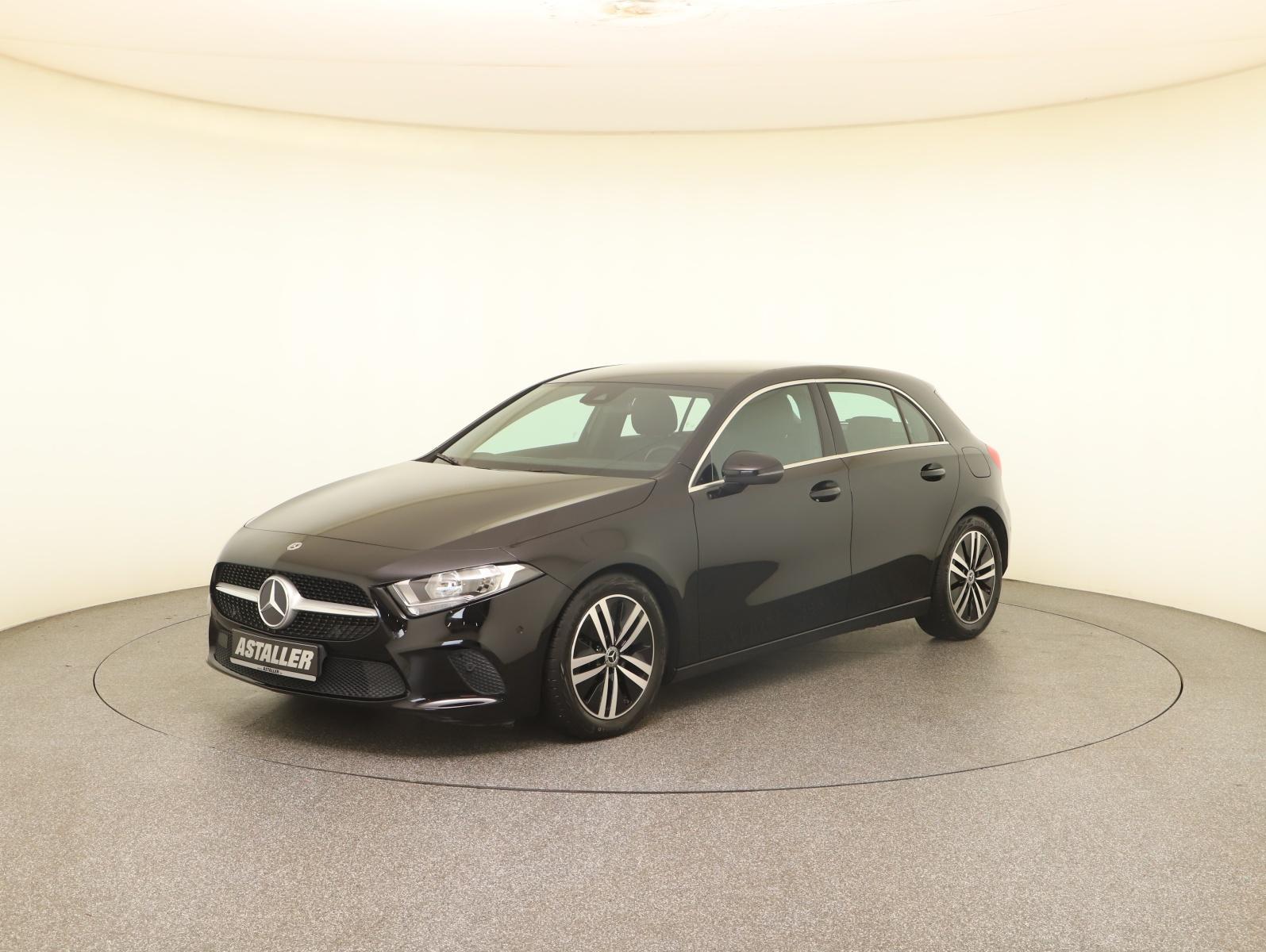 Mercedes-Benz A 250 4M Progressive AHK+MBUX+Sound+17''+Busines