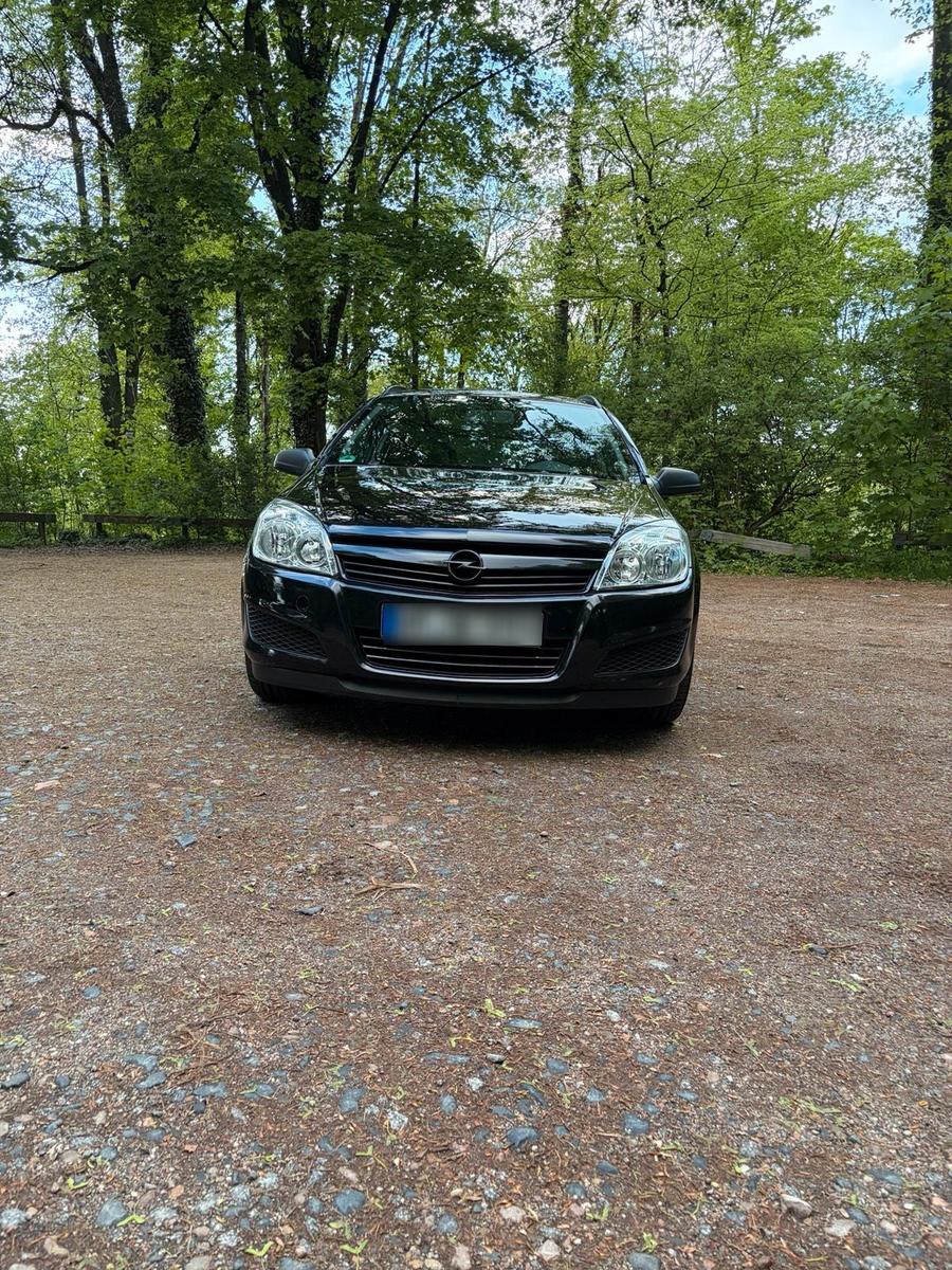 Opel Astra 2009 — photo 6