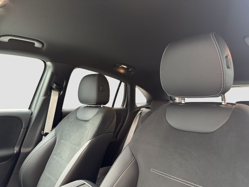 Fahrzeugabbildung Mercedes-Benz GLA 200 d AHK*Fernlichtass.*KeyLess*LED*PDC*ACC