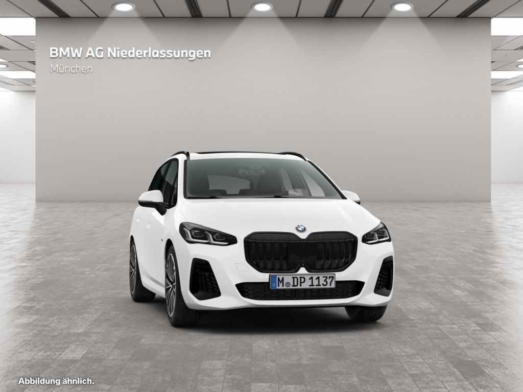BMW 223 Active Tourer - Bild 14