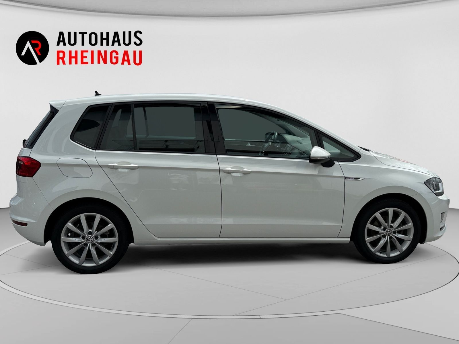 Fahrzeugabbildung Volkswagen Golf Sportsvan Golf VII Sportsvan 1.4 TSI BMT Lo