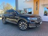 Volkswagen Touareg Atmosphere 4Motion Tolle Farbkombination - gebrauchte VW Touareg aus dem Jahr 2019