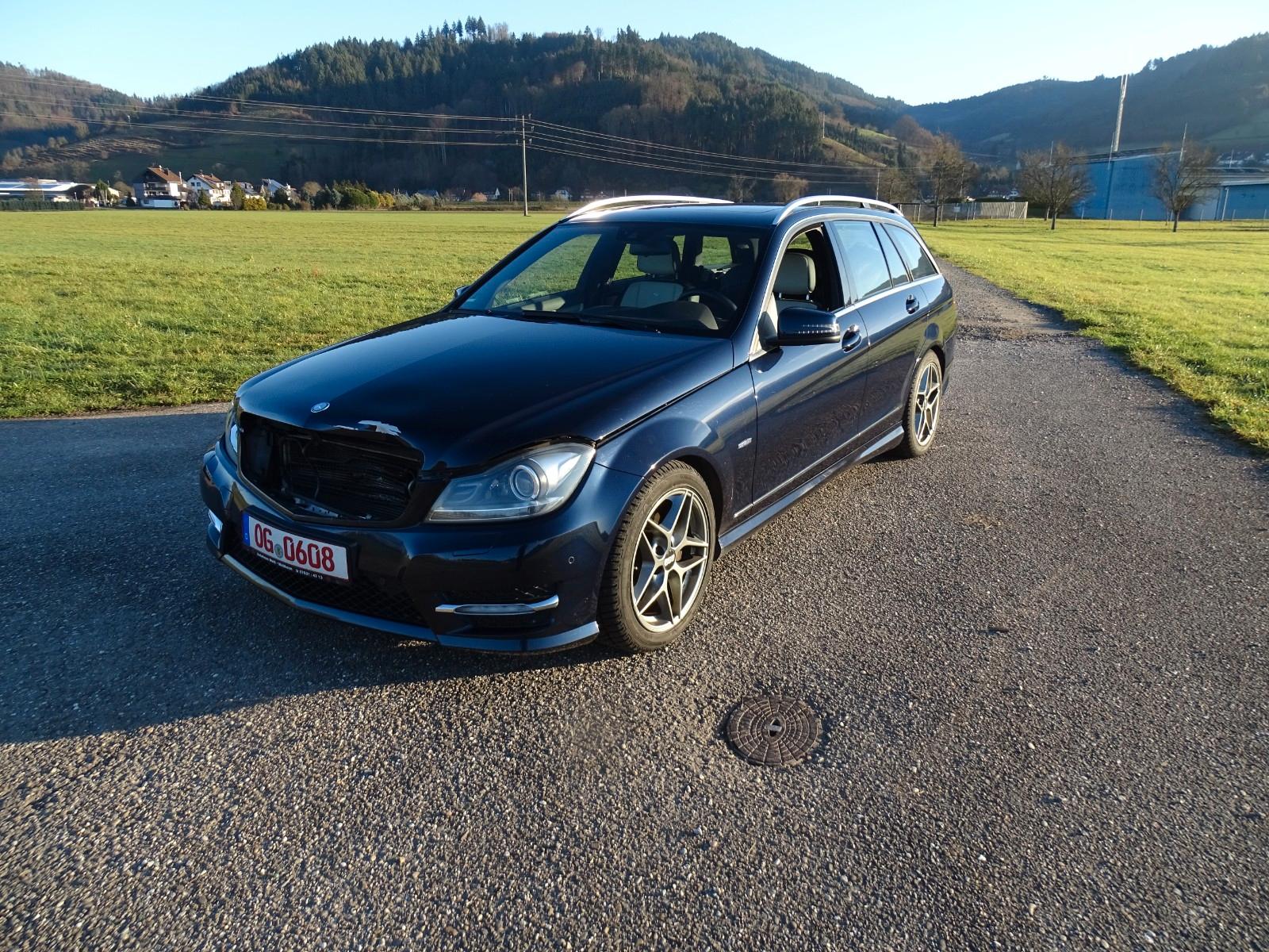 Mercedes-Benz T-Modell C 300 CDI 4Matic Klima 8-fach PDC Leder