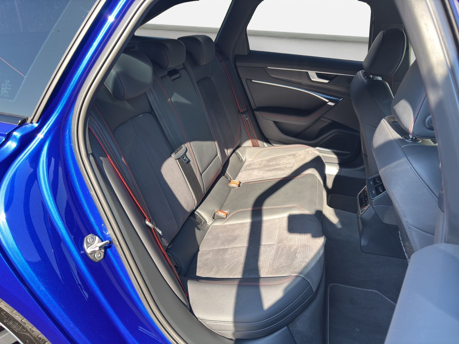 Audi A6 - Bild 14