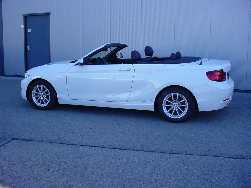 Image of BMW 218