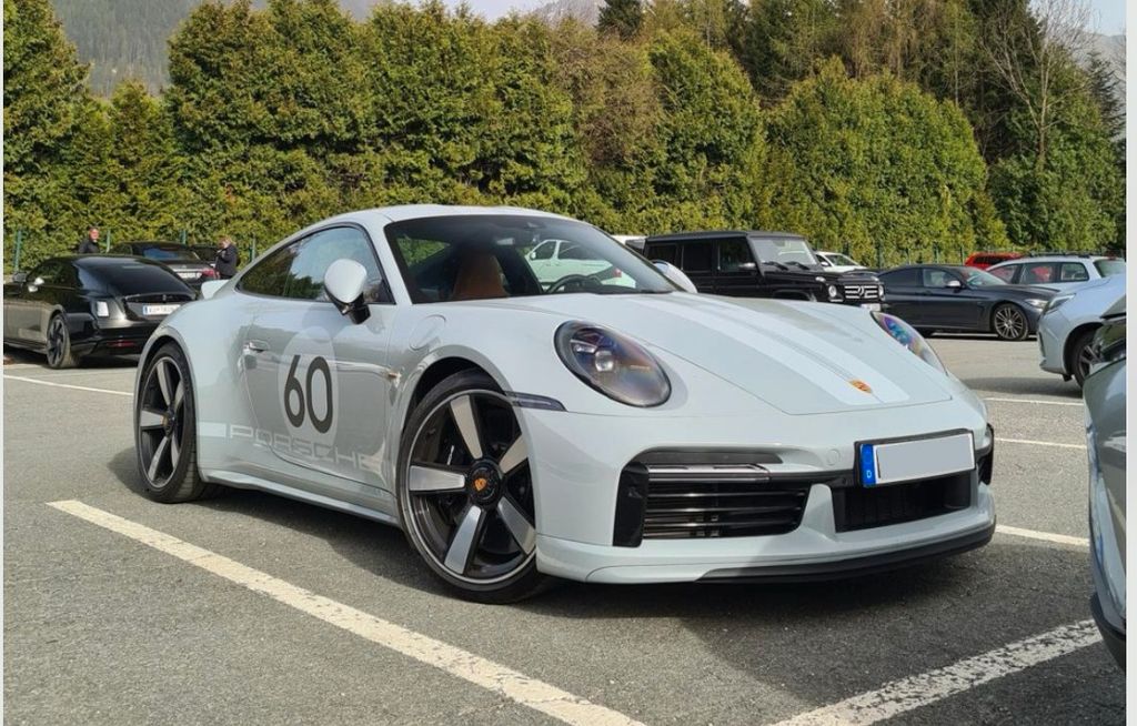 Image of Porsche 992