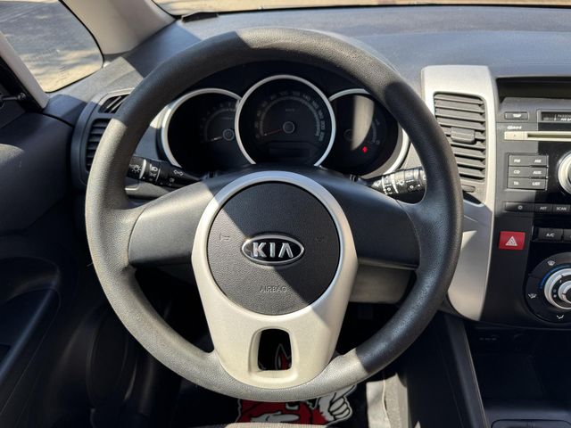 KIA Venga — Foto 19