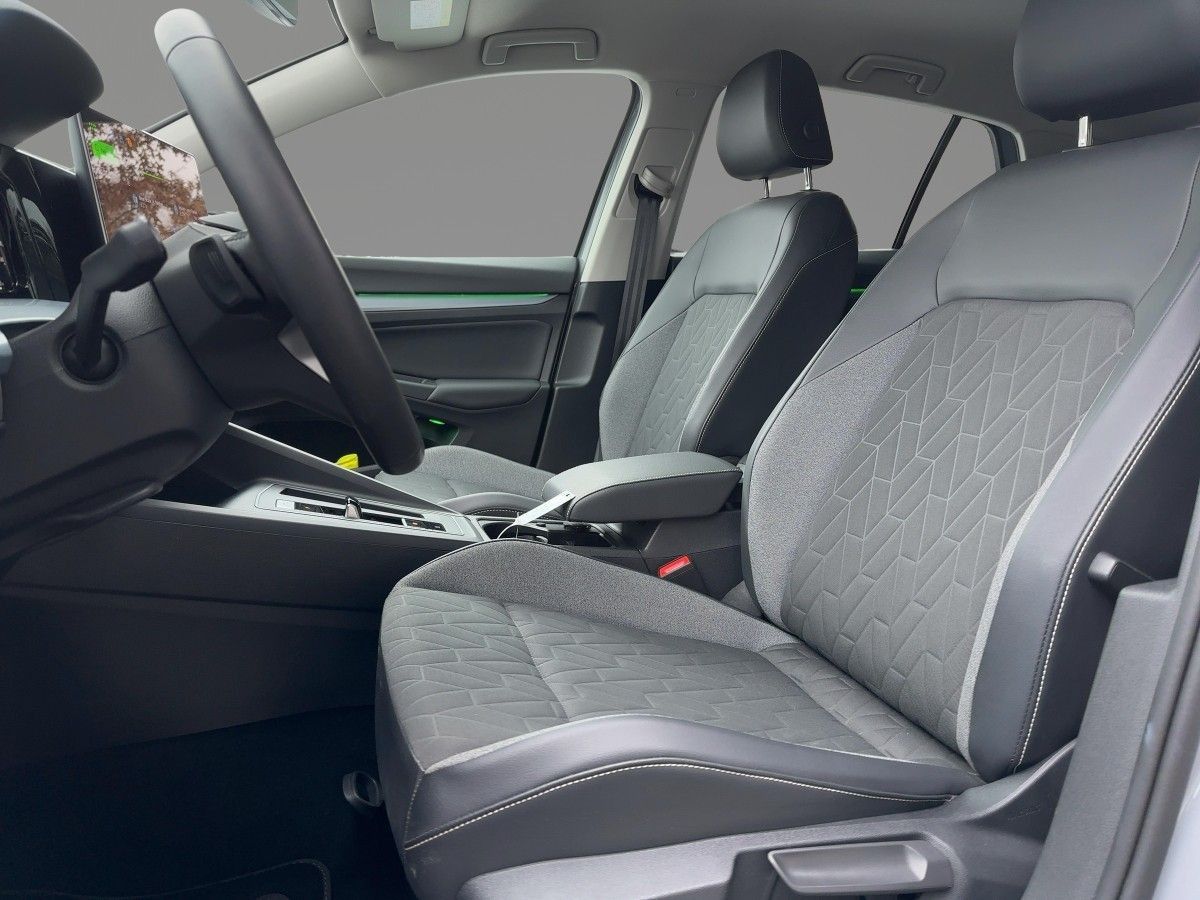 Volkswagen Golf - Bild 9