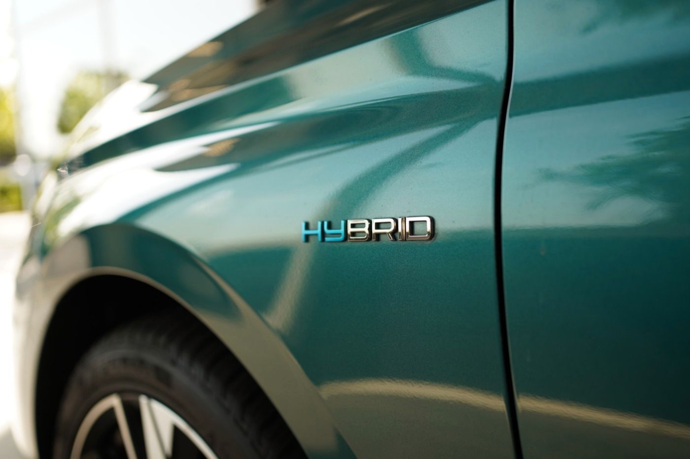 Fahrzeugabbildung Peugeot 308 SW Plug In Hybrid 180 Allure Automatik Navi