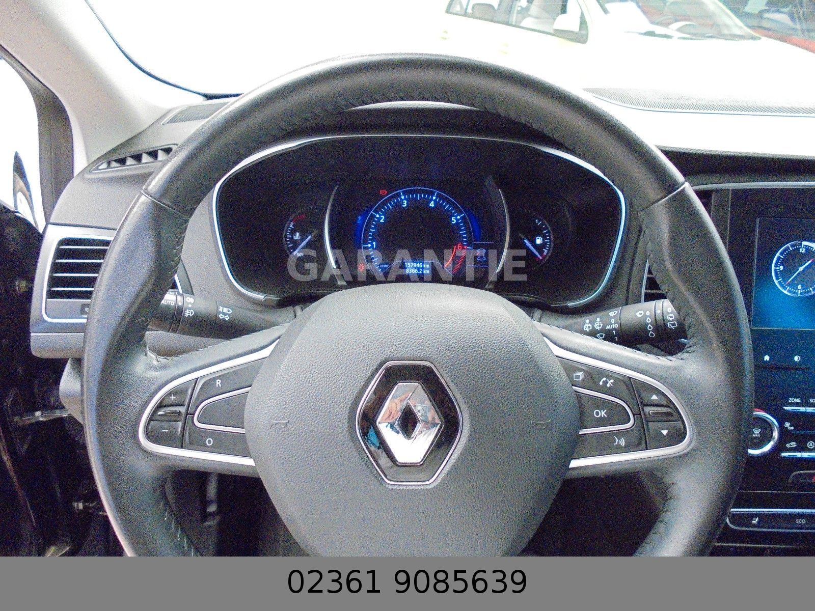 Fahrzeugabbildung Renault Megane IV Limited  Klima/Shz/Navi/Kamara/